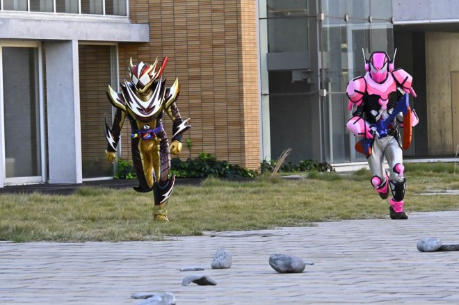 From Kamen Rider Gavv, Episode 33